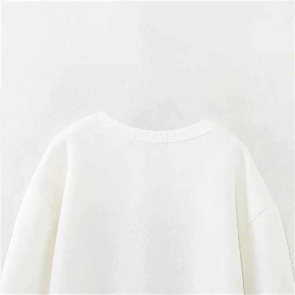 Winter Versatile Embroidered Round Neck Sweatshirt