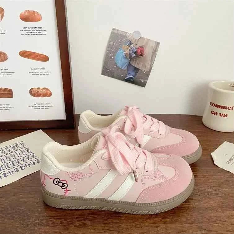 Stylish Embroidered Lace-Up Jogging Sneaker