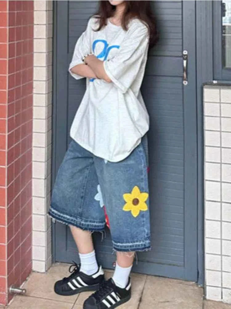 Blue Sheath Flower High Waist Denim Short