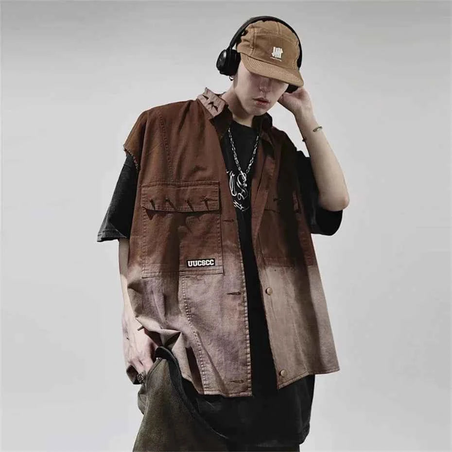 Rivet Design Gradient Sleeveless Denim Jacket