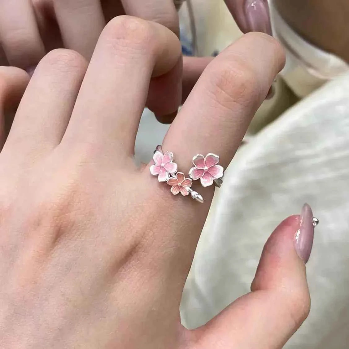Sweet Gradient Flowers Cuff Finger Ring