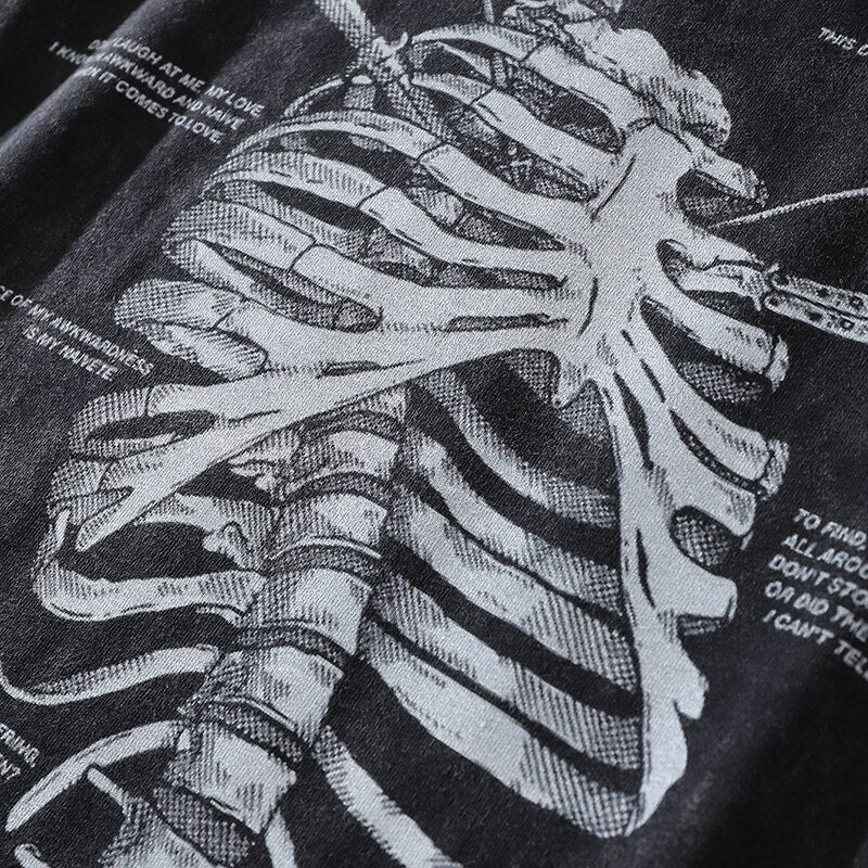 Charcoal The sternum Diagram T-Shirt