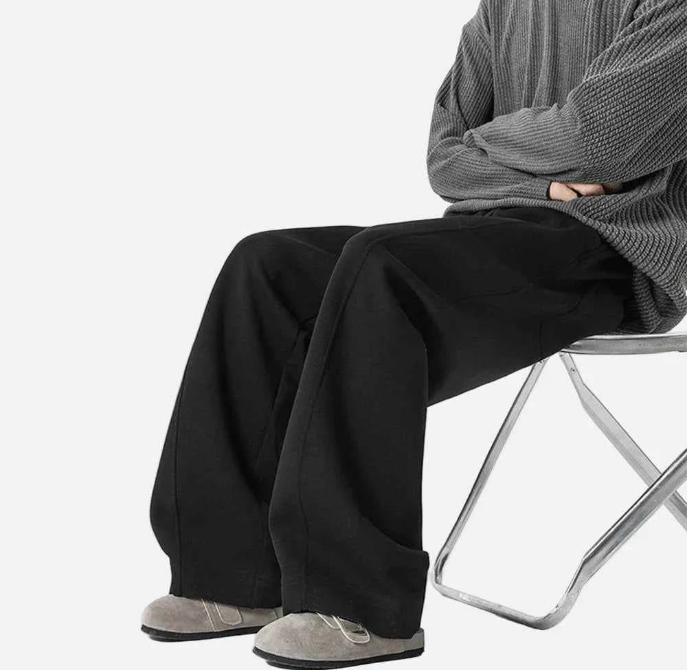 Youthful Wrinkled Campus Straight Leg Sweatpants