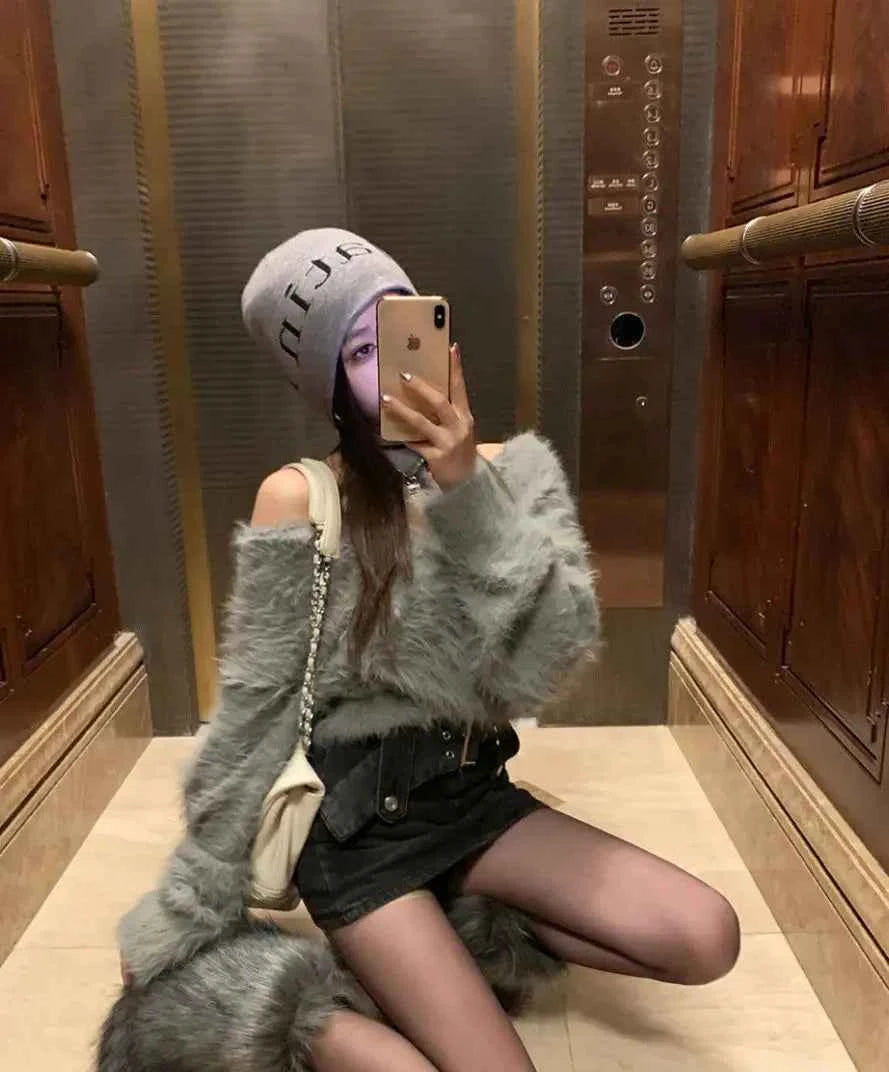 Luxurious Korean Halterneck Off-Shoulder Sweater