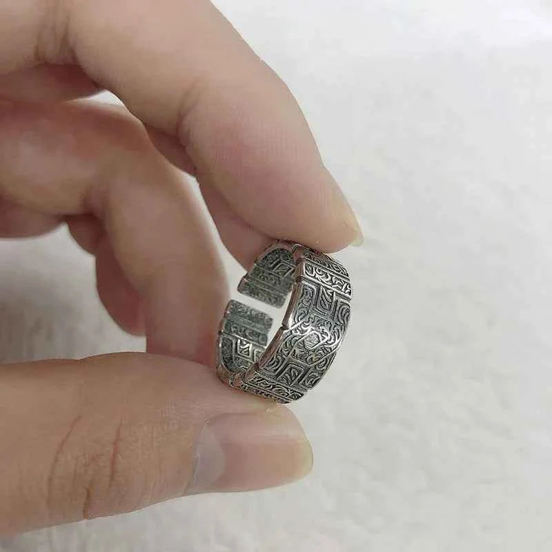 Men Silver Retro Tang Grass Pattern Ring