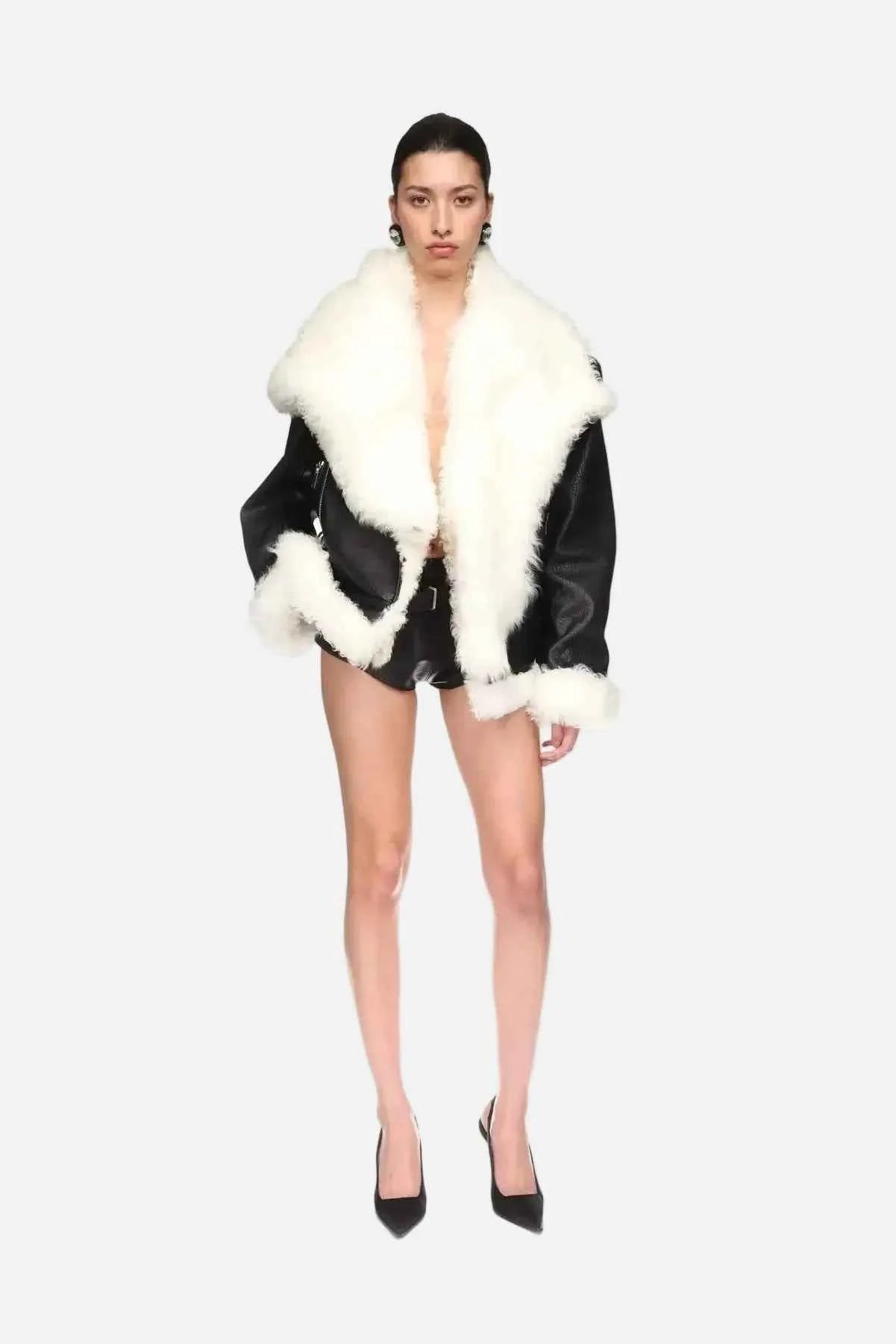 Luxurious High Quality Faux Fur PU Leather Jacket