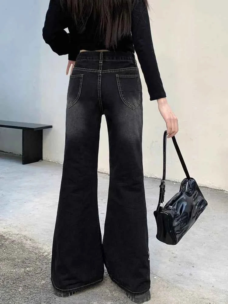 Vintage Flower Embroidered Flare Jeans