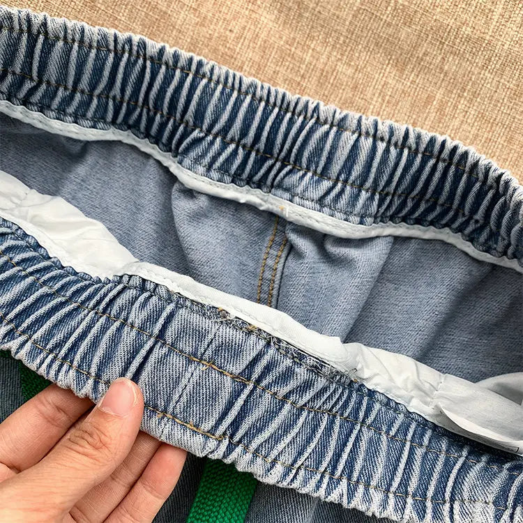 Five-point Star Patchwork Elastic Waist Shorts