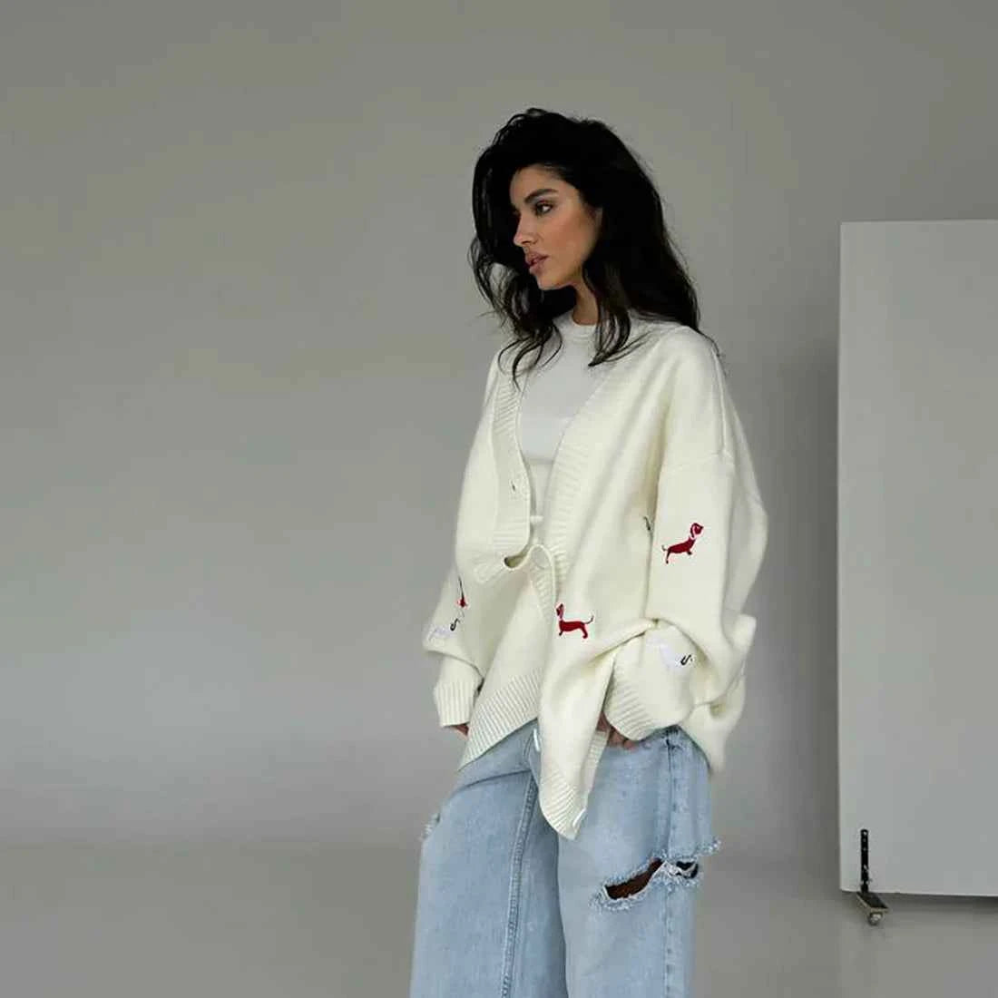 Soft Lazy Dachshund Embroidered Knitted Cardigan