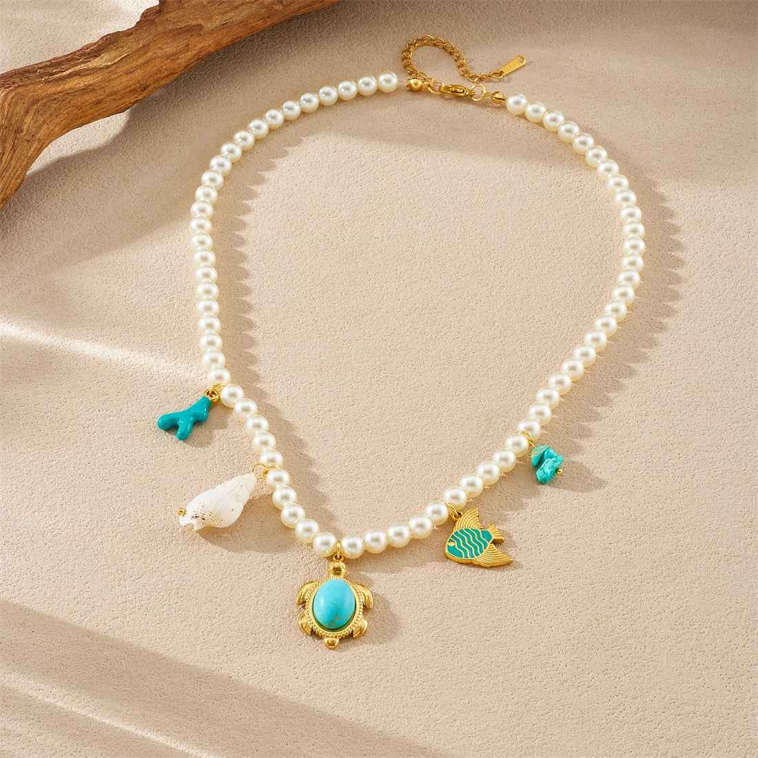 Turquoise Conch Fish Pendant Pearl Necklace