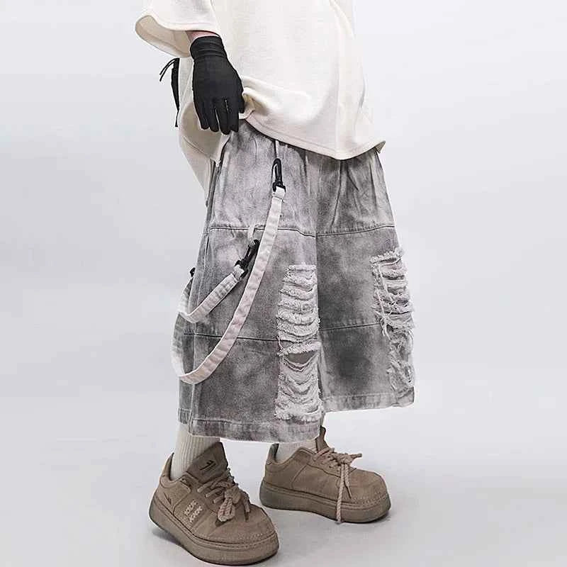 Stylish Distressed Chill Fit Cropped Denim Jorts