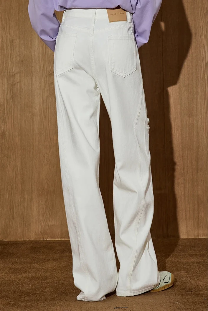 Light Wash Relaxed Fit Wide Leg Denim Jeans - Luxuryurbanwear