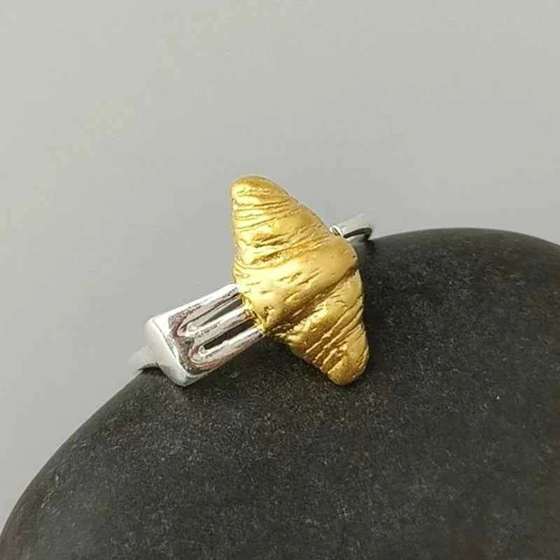 Original 925 Sterling Silver Irregular Croissant Ring
