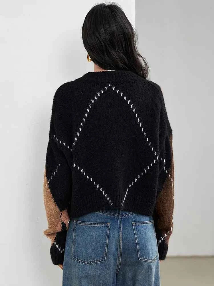 Cozy Scottish Diamond Grid Knit Sweater