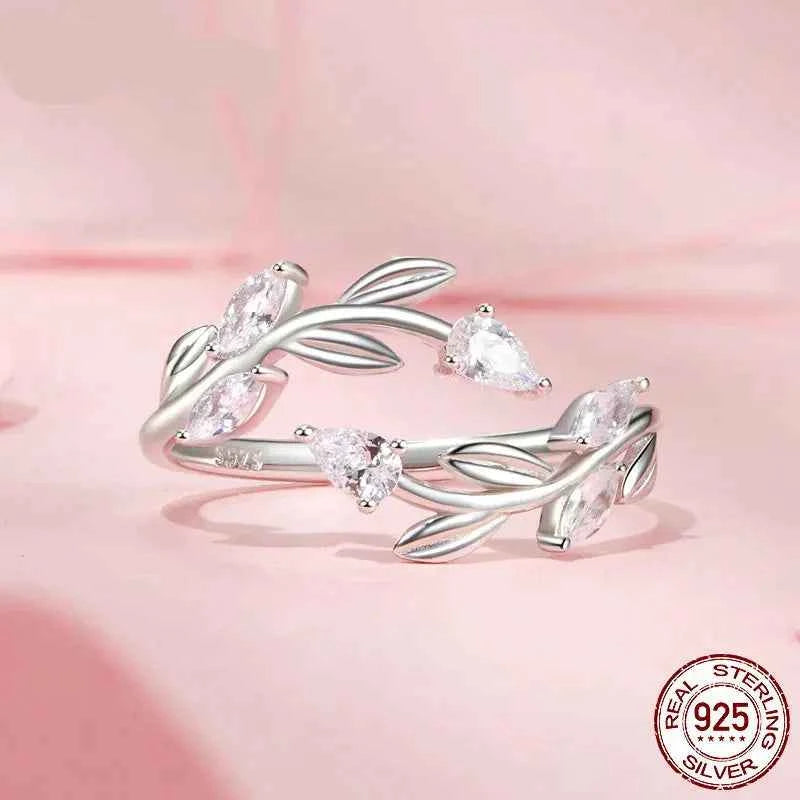 Simple Leaf Adjustable Lucky Statement Ring
