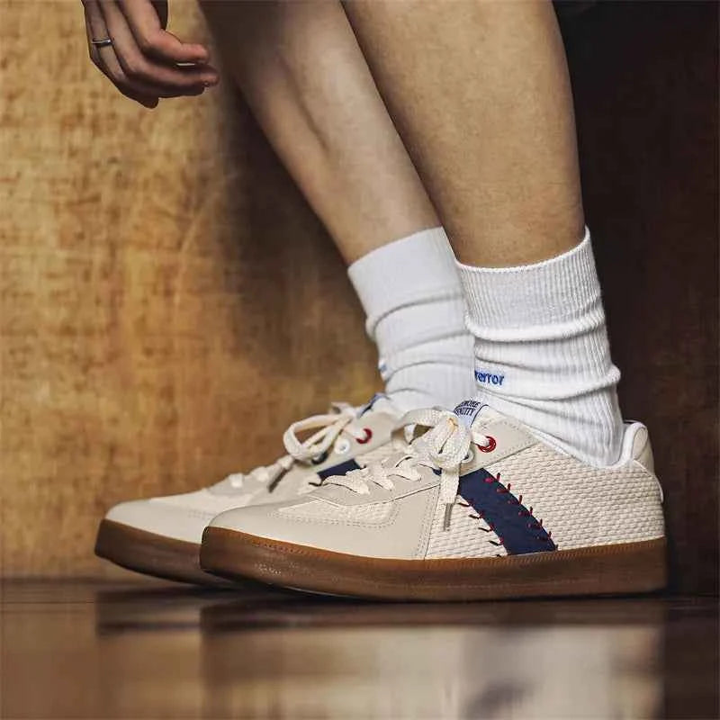 Men German Vintage Casual Lace-Up Sneaker