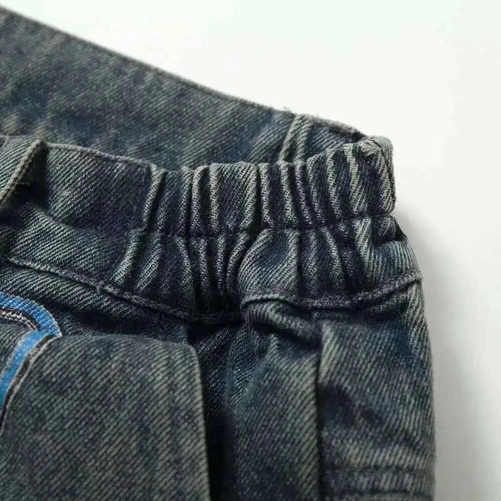 Long-lasting Retro Camo Print Splicing Design Jeans