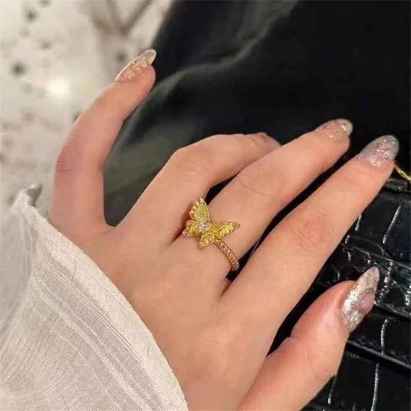 Chic Gold Fine Butterfly Ring