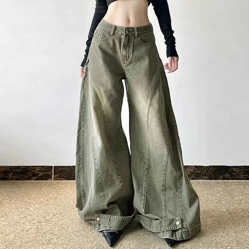 American Retro Distressed Split Jeans