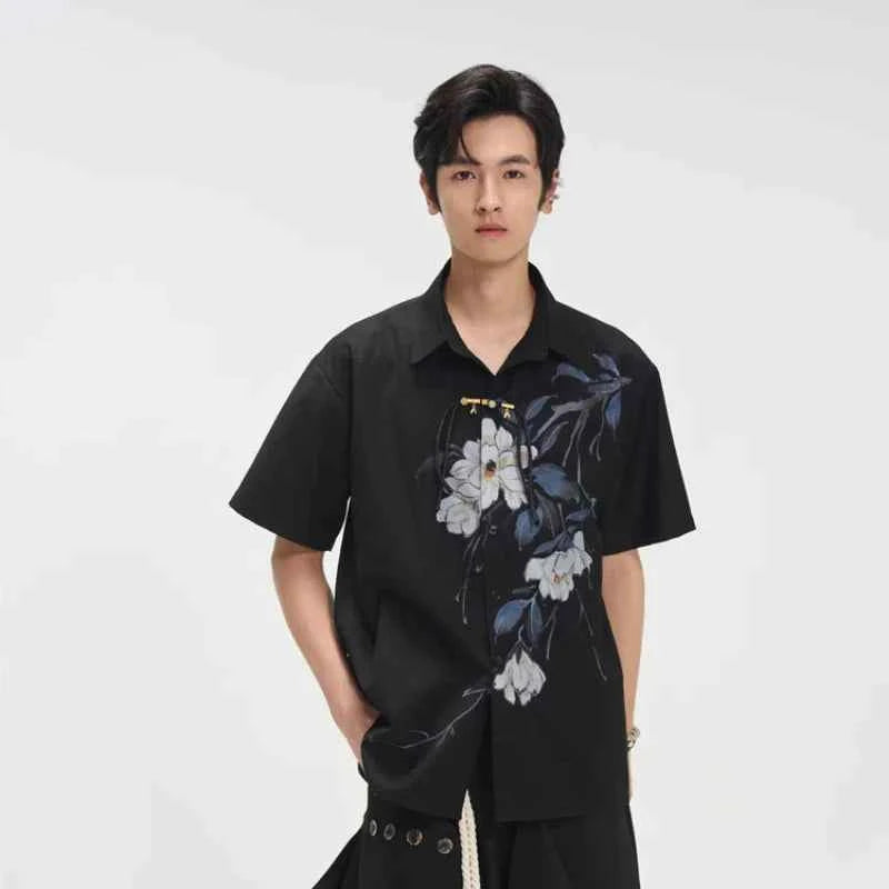 Flattering Stylish Black Printed Lapel Shirt