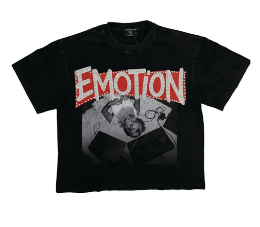 ME 'TUNES' TEE