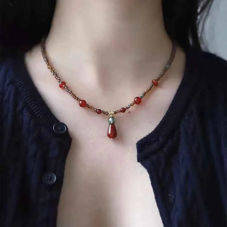 Elegant Red Waterdrop Collarbone Necklace