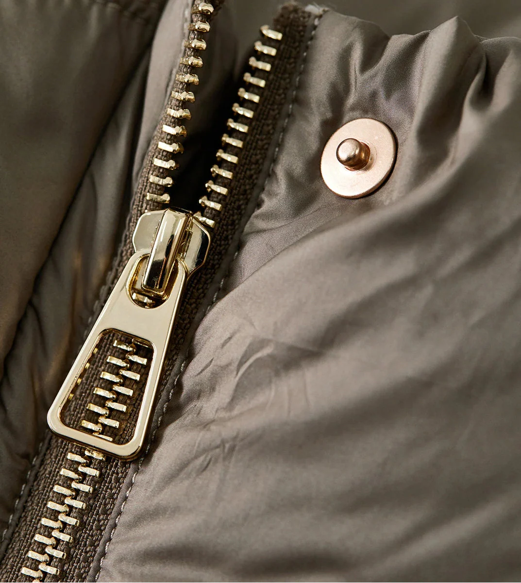 Cozy White Down Puffer Jacket - Luxuryurbanwear