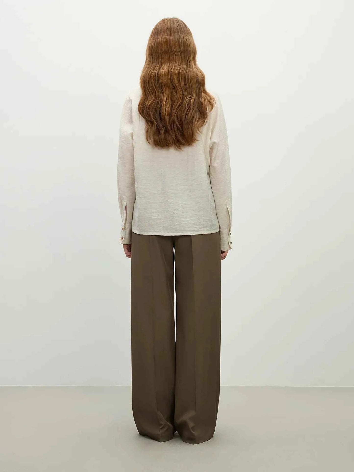 Women Classic Relaxed Fit V-Neck Linen Cardigan