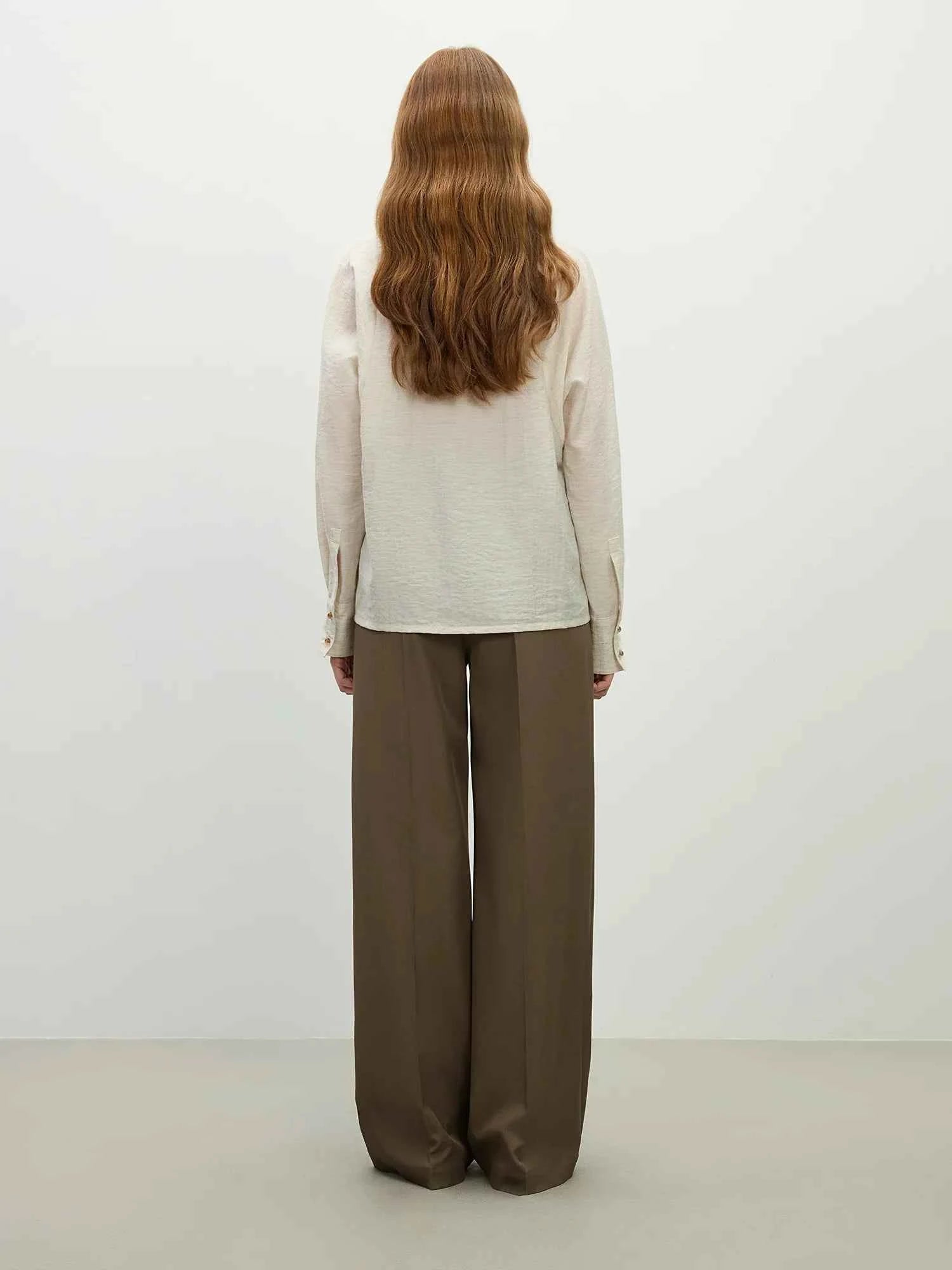 Women Classic Relaxed Fit V-Neck Linen Cardigan