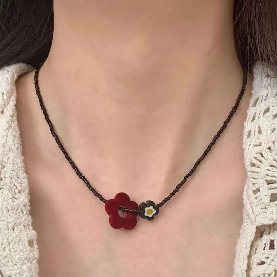 Stylish Beaded Flower Chain Choker Necklace