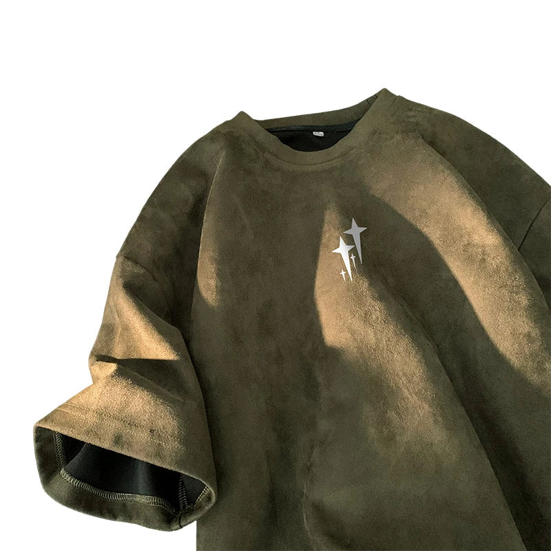 Knobby Star Graphic Crew Neck T-Shirt
