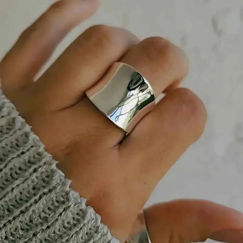 Geometric Wave Shaped Adjustable Open Ring