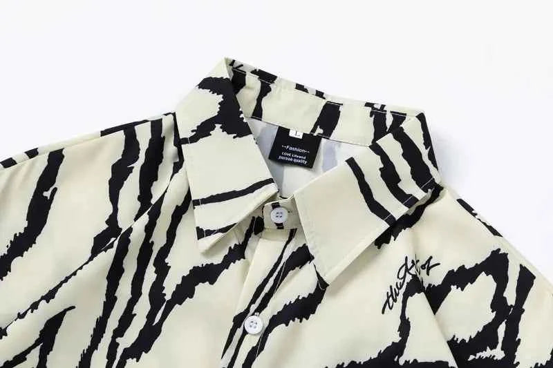 Irregular Stripes Graphic Printed Short Sleeve Shirt