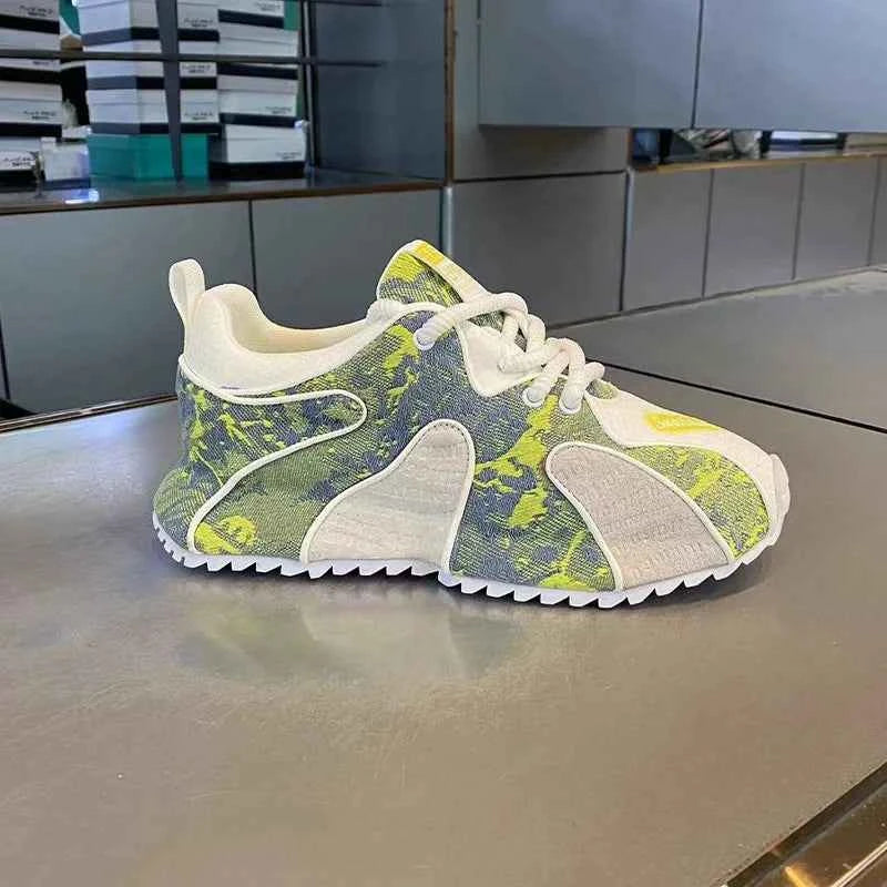 Exquisite Versatile Thick-Soled Sports Sneaker