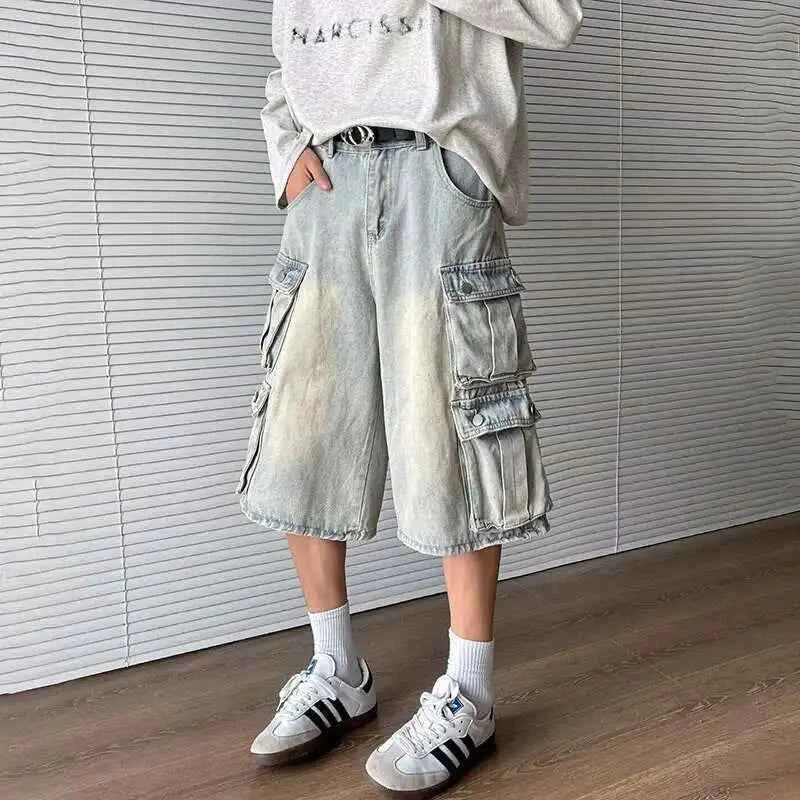 Insulated Stylish Gradient Washed Denim Jorts