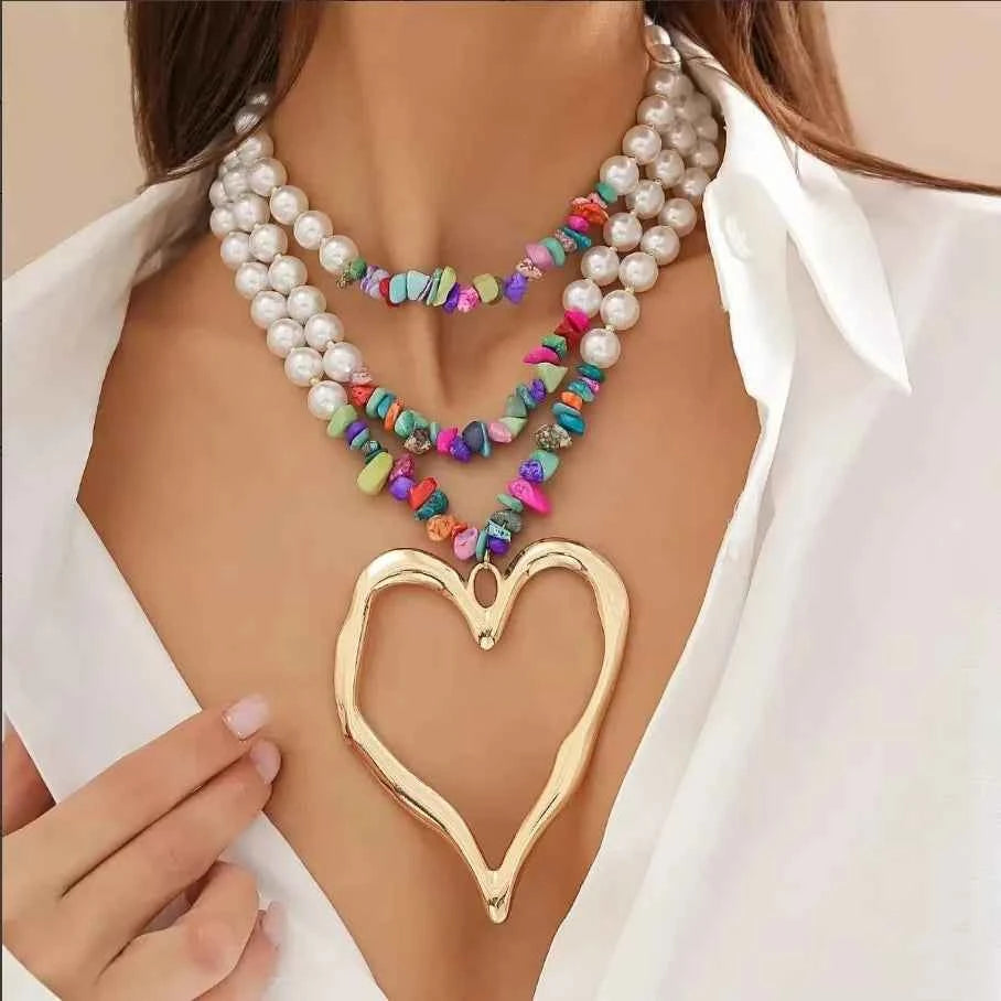 Exaggerated Multilayered Heart Pendant Choker Necklace