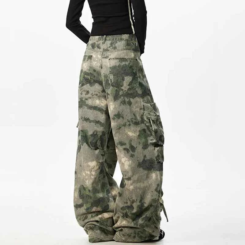 Camouflage Wardrobe Staple Vintage Cargo Pants