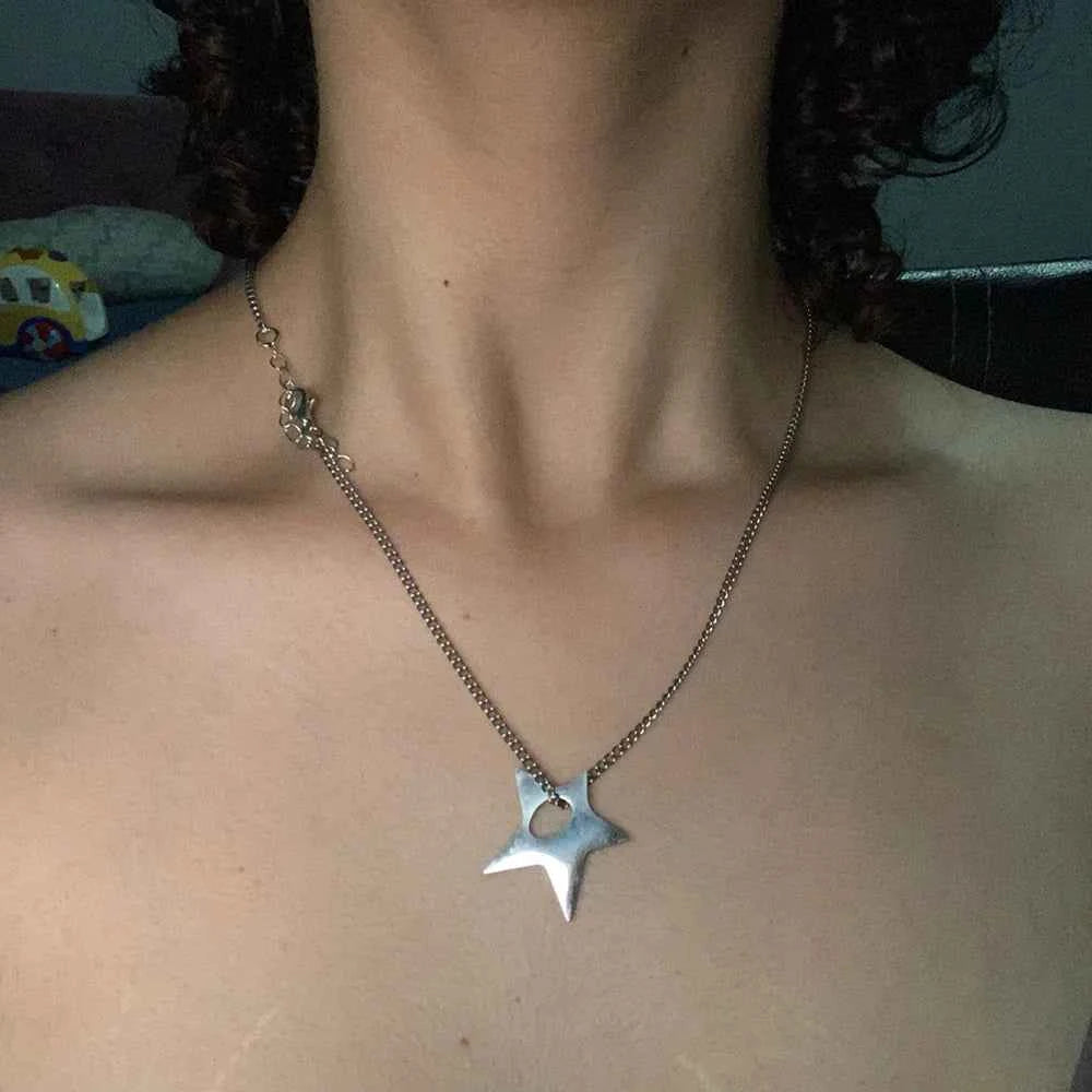 Geometric Asymmetrical Star Pendant Aesthetic Necklace