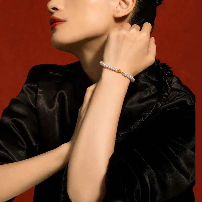 Women White Freshwater Pearl Bracelet