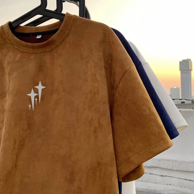Knobby Star Graphic Crew Neck T-Shirt