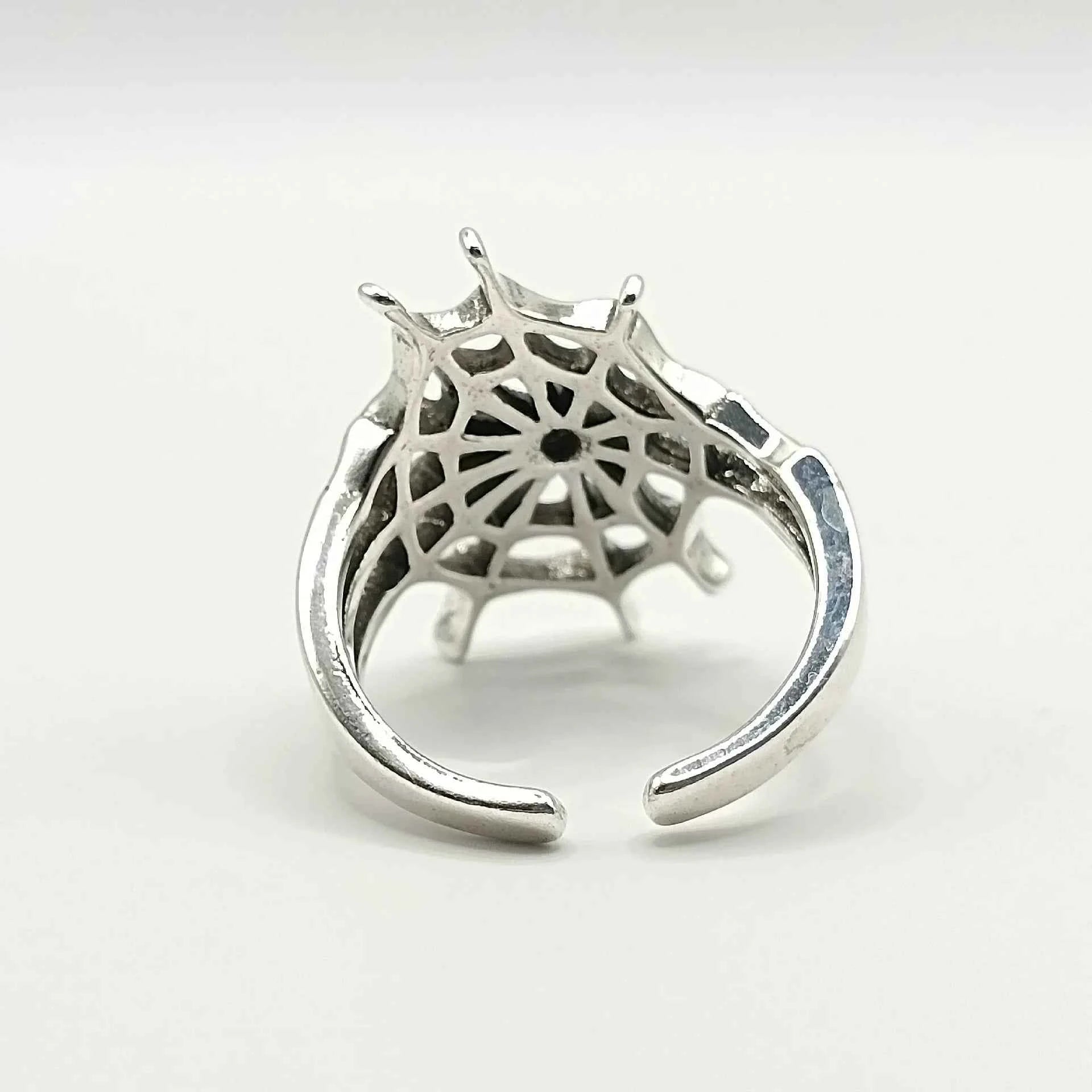 Adjustable Spider Web Geometric Ring