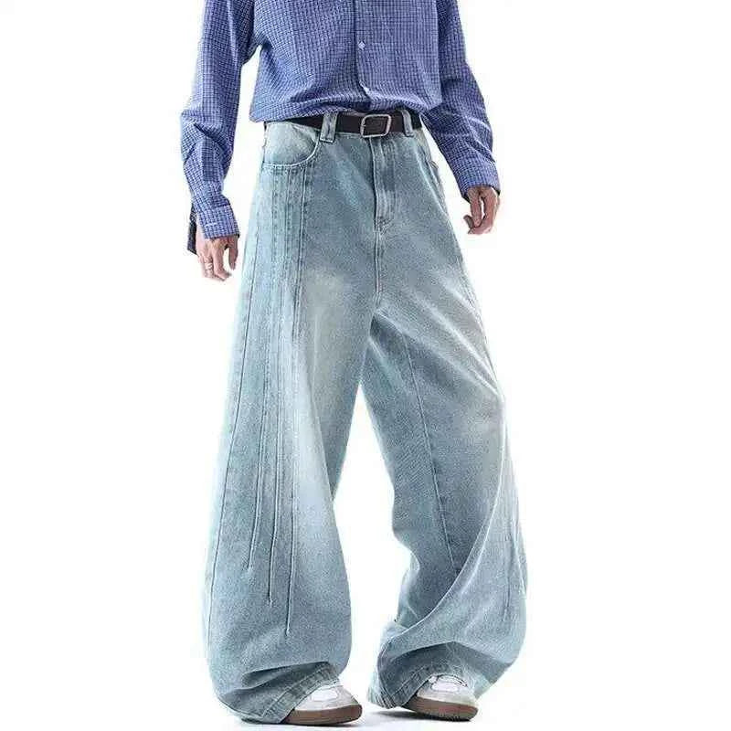 Minimal Look Gradient Washed Wide Leg Jeans