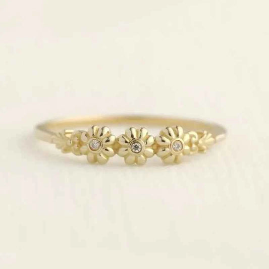 Elegant Gold Flower White Stone Ring