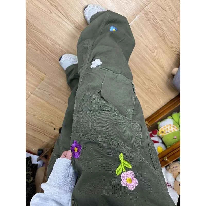 Streetwear Flower Embroidered High Waist Cargo Jeans