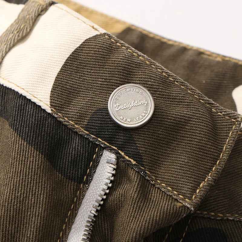 Men Flattering Camouflage Denim Cargo Short