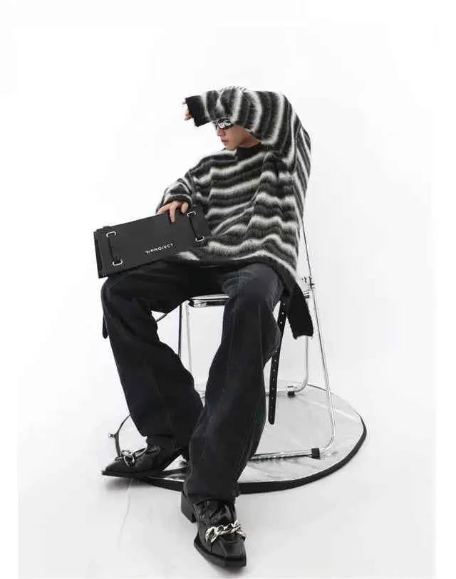 Versatile American Stripe Round Neck Sweater