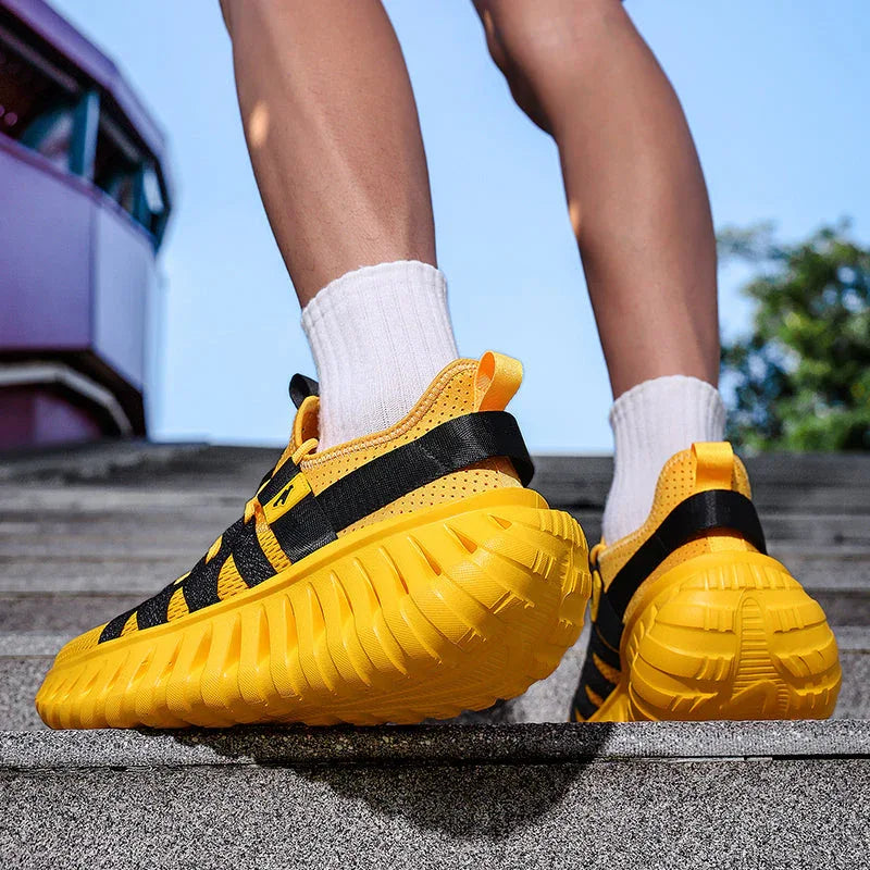 Axis Run T84 Sneakers - Luxuryurbanwear