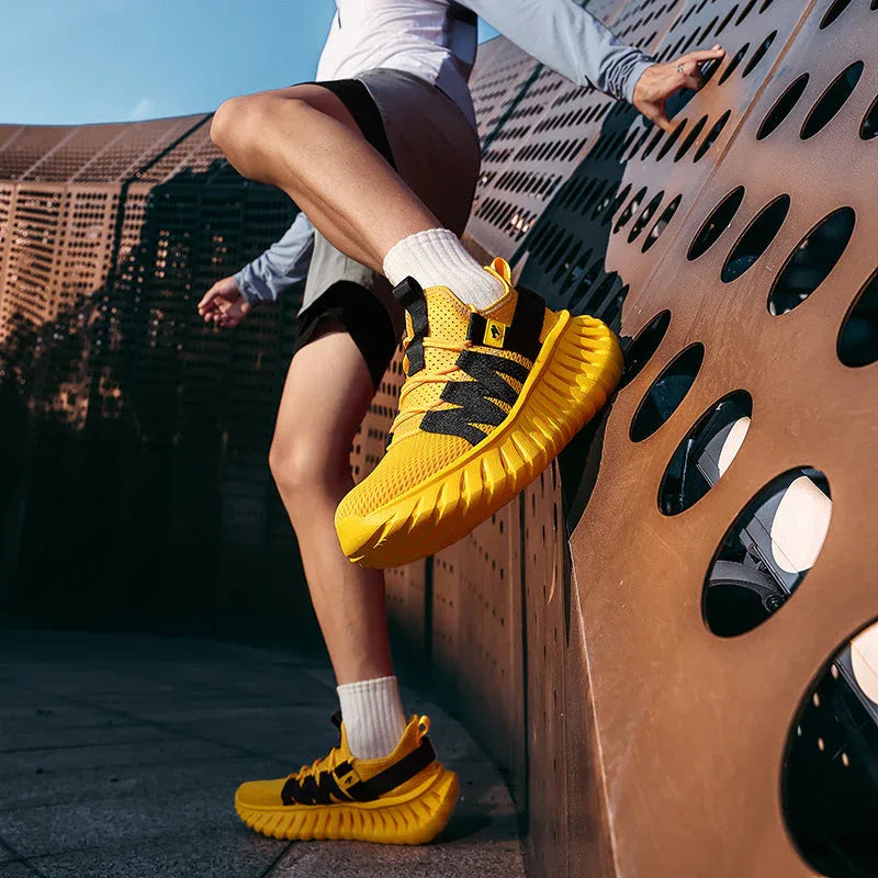 Axis Run T84 Sneakers - Luxuryurbanwear