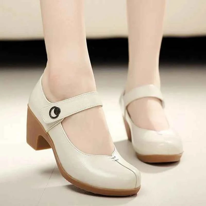 USS Shoes Cinnia Women's Round Toe Pumps