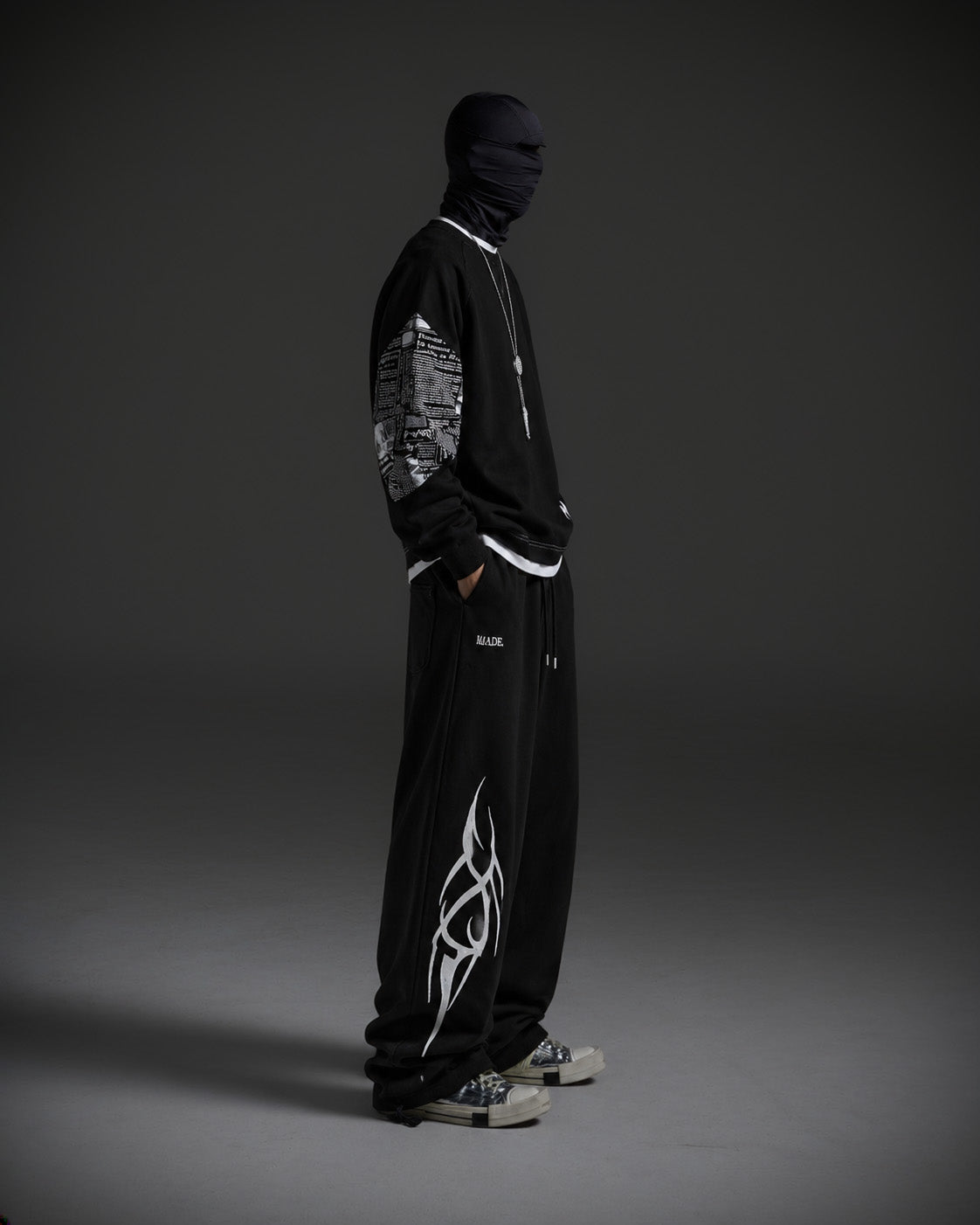 M Article Sweatshirt